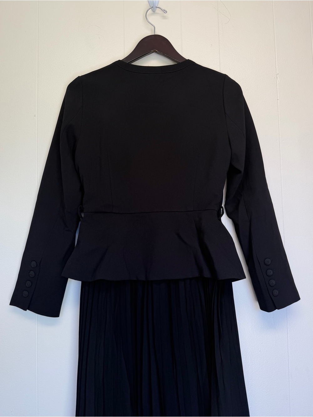 NWT SIERRA DARIEN Long Sleeved Dress Fitted Bodice & Maxi Pleated Skirt Black S - Picture 9 of 11